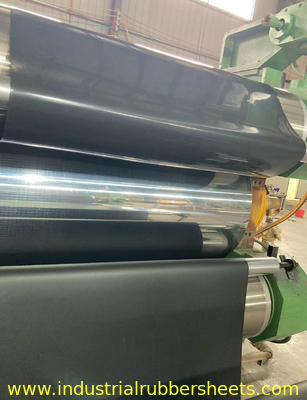 FKMゴムシート 幅1〜2m 厚さ0.5〜10mm 耐熱性320°C