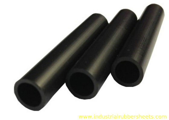産業等級の黒は PTFE 管によって満たされるグラファイトまたはカーボン ROHS FCC SGS 突き出ます
